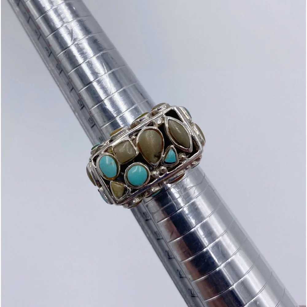 Vintage Turquoise and Cream Cluster Silver Ring